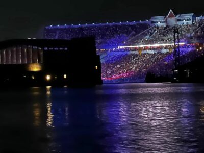 JONES BEACH CONCERTS BY BOAT